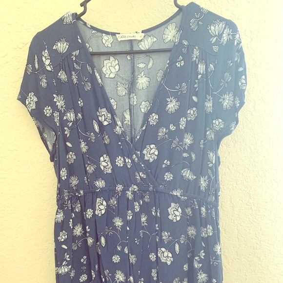 Dresses & Skirts - Blue floral print